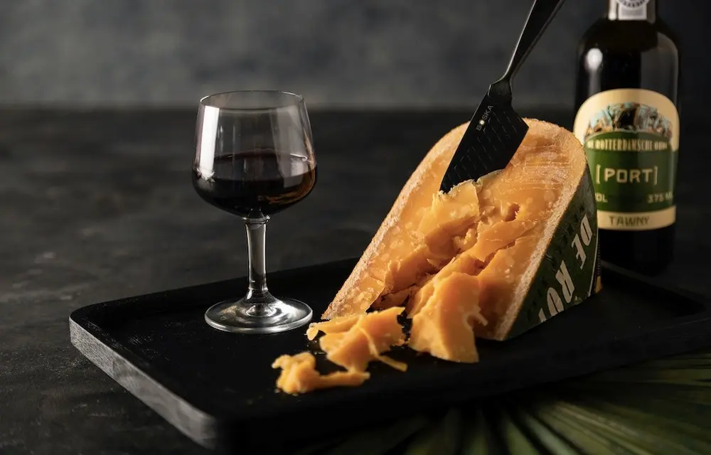 Rotterdamsche Oude borrelkaas