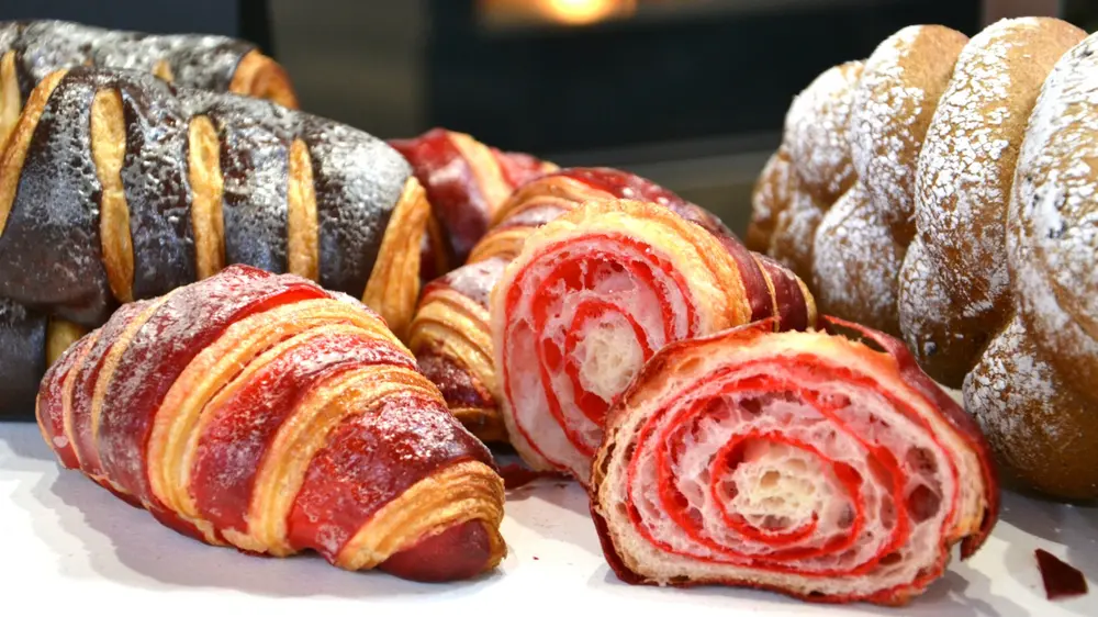 gekleurde croissants