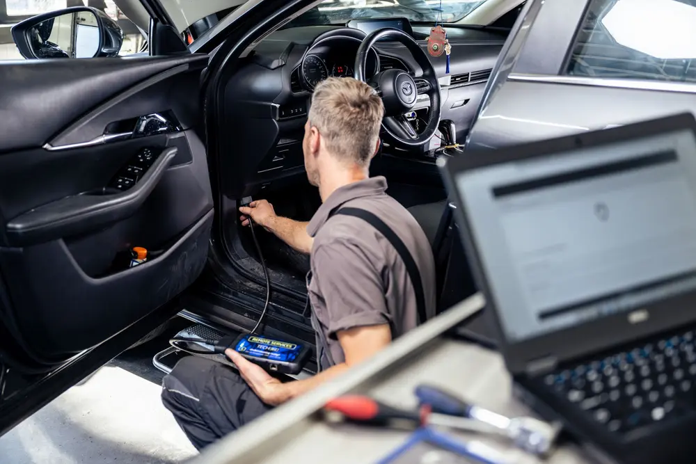 One-Stop-Shop van PartsPoint Pass-Thru