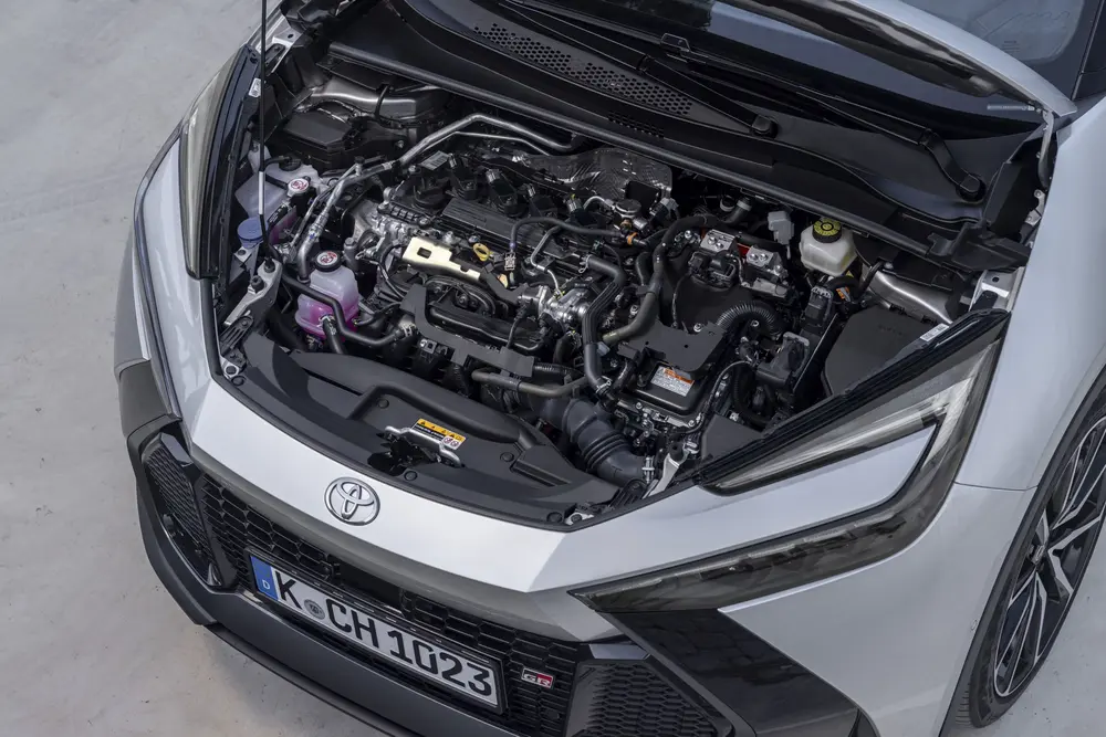 Rijtest Toyota C-HR HEV 2.0 2WD GR Sport 3