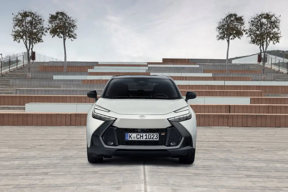 Rijtest Toyota C-HR HEV 2.0 2WD GR Sport 4
