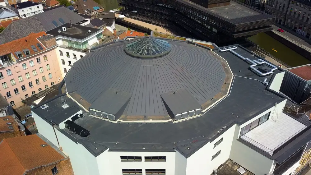 Renolit Wintercircus duurzaam dak2