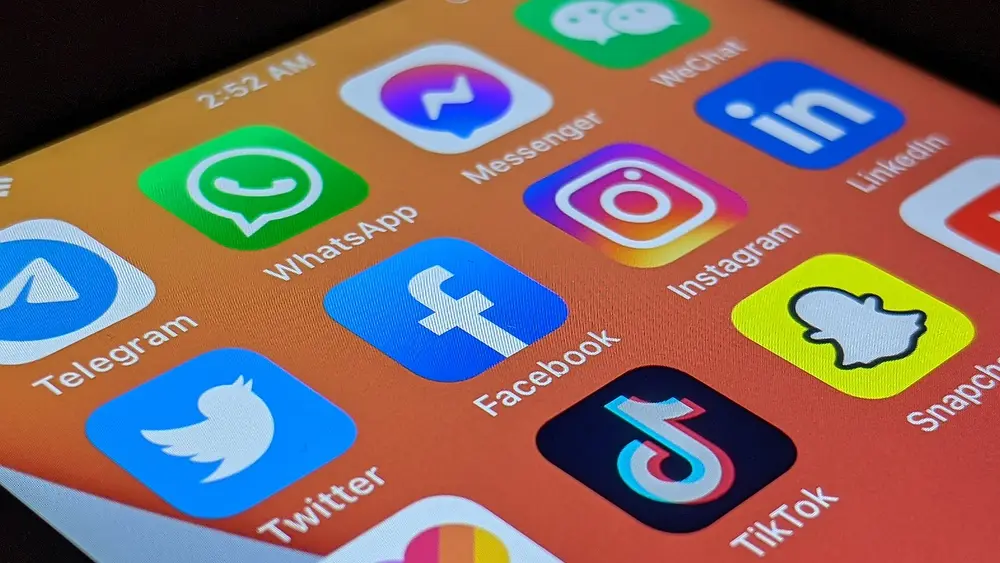 sociale media kanalen leads