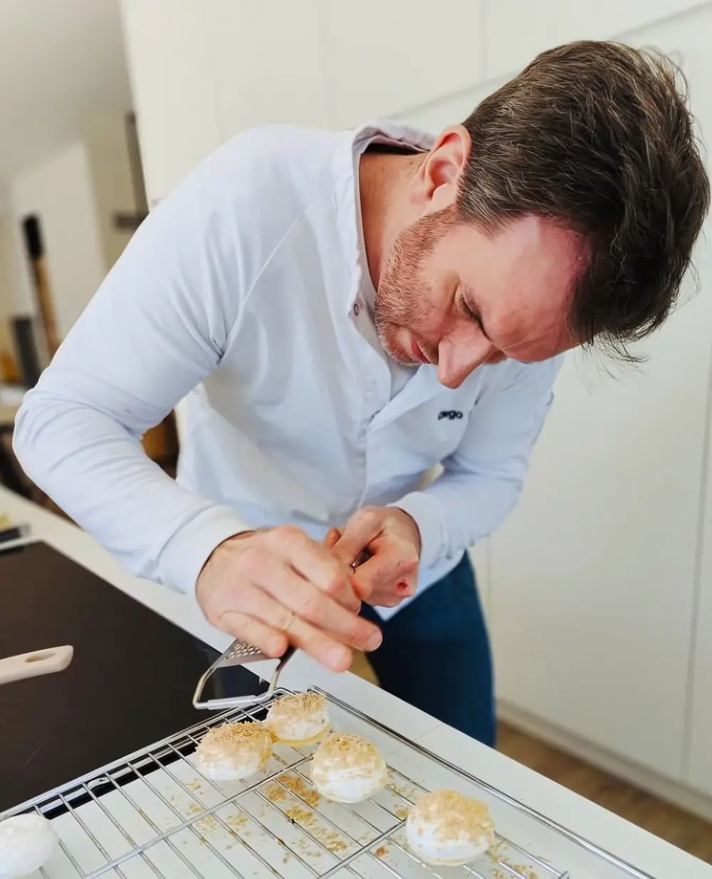 Diego Atelier D aan het werk