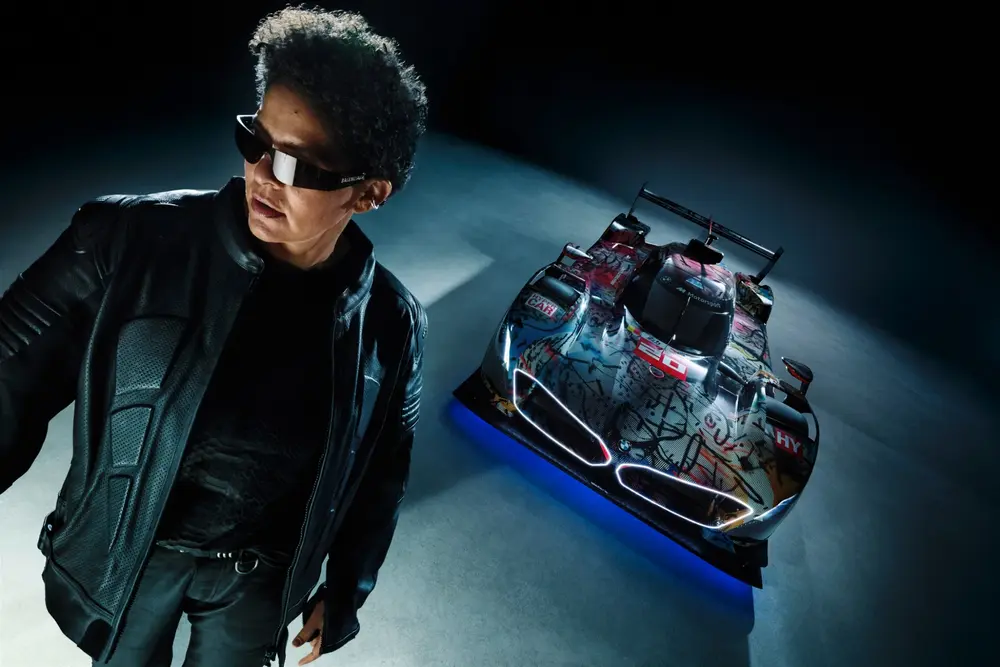 Wereldpremière van Julie Mehretu's BMW Art Car  2