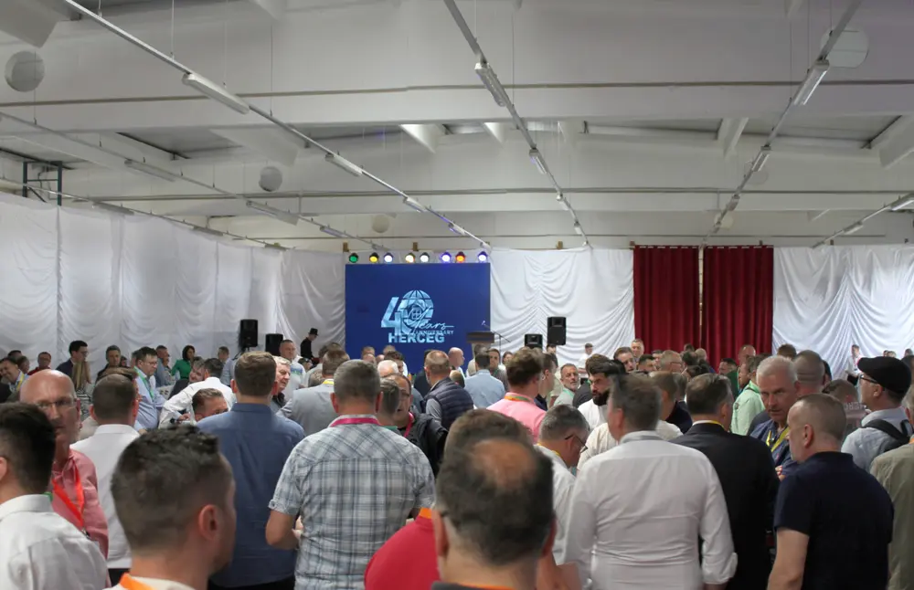 Invités Internationaux 40 ans Herceg