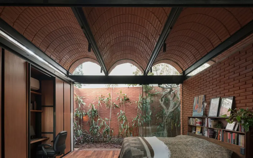 The Intermediate House - Paraguay