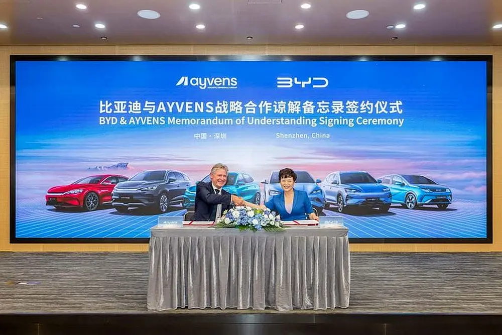 BYD en Ayvens ondertekenen een wereldwijde intentieverklaring