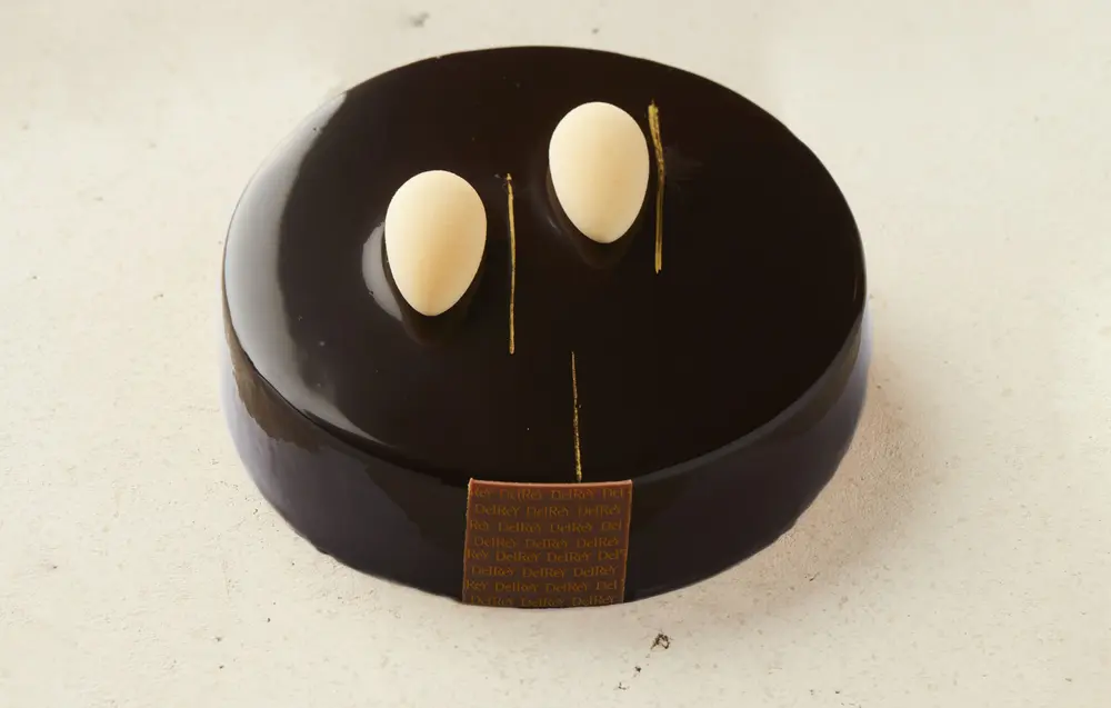 De prijswinnende caraïbetaart die nog bij DelReY te verkrijgen is