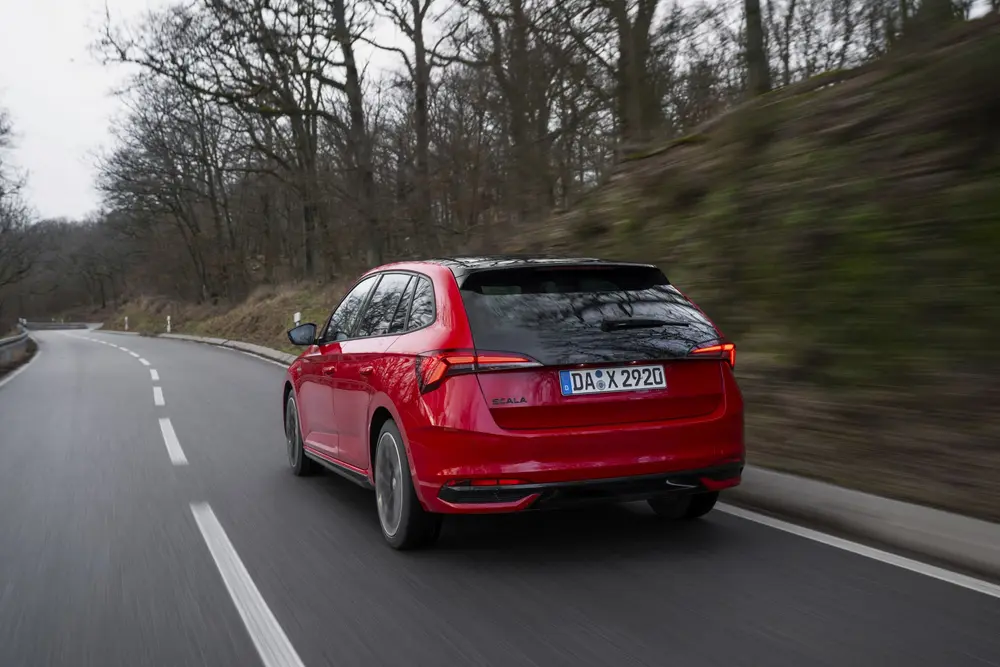 Škoda Scala 1.5 eTSI Monte Carlo 4