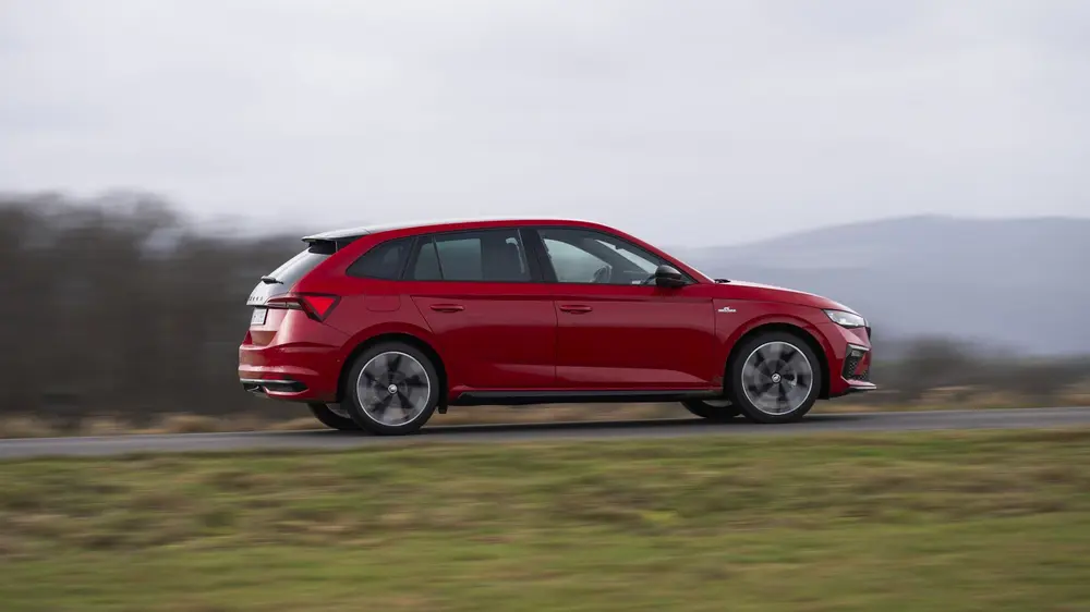 Škoda Scala 1.5 eTSI Monte Carlo 8
