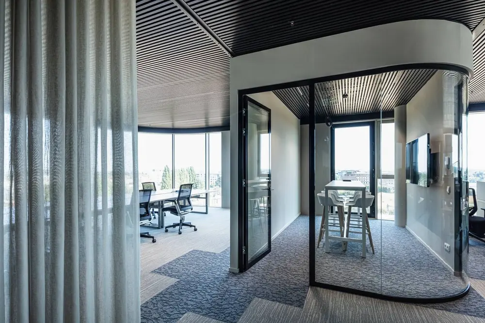 Onyx Sweco Well Gold