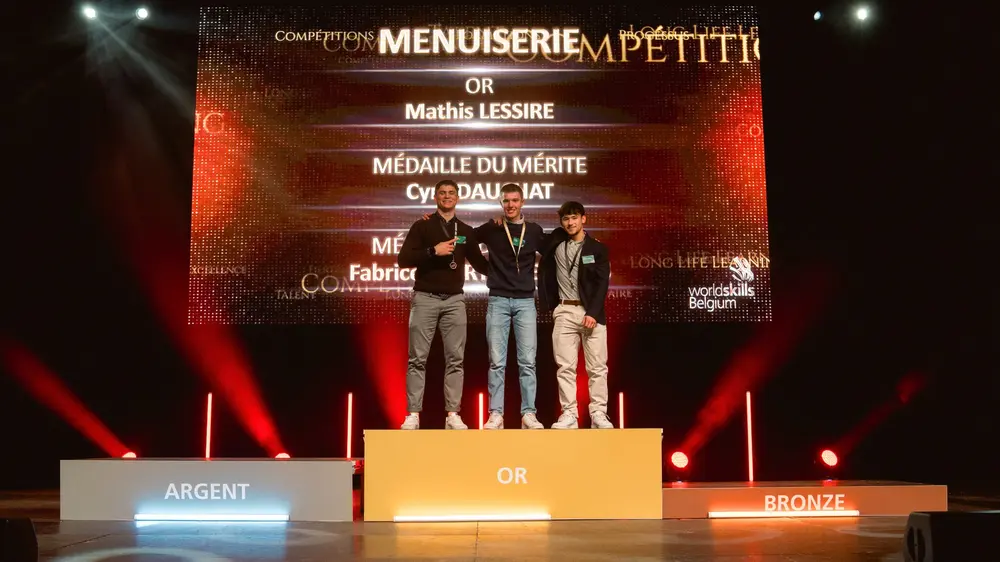 Podium Schrijnwerk