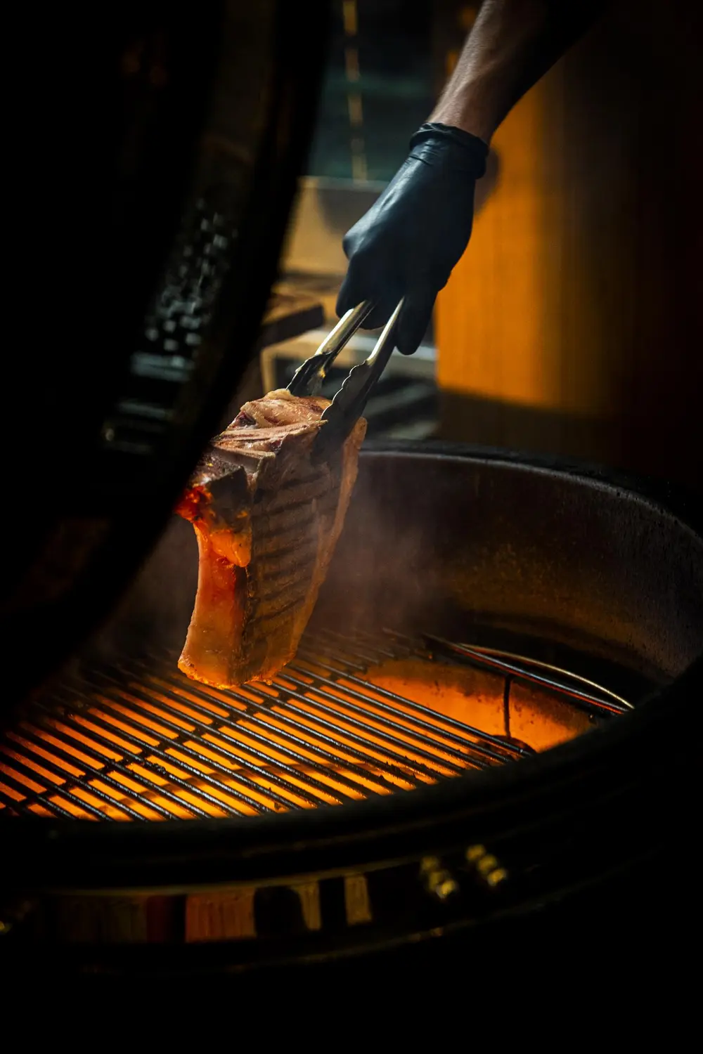 T-bone steak (Kris Vlegels)