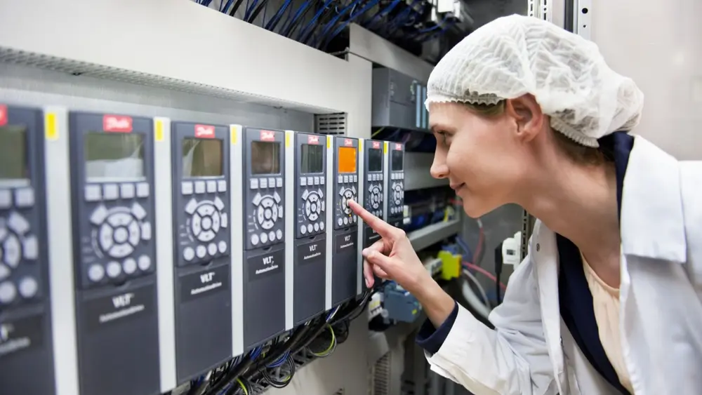 combinatie van elektrische en digitale technologieën3