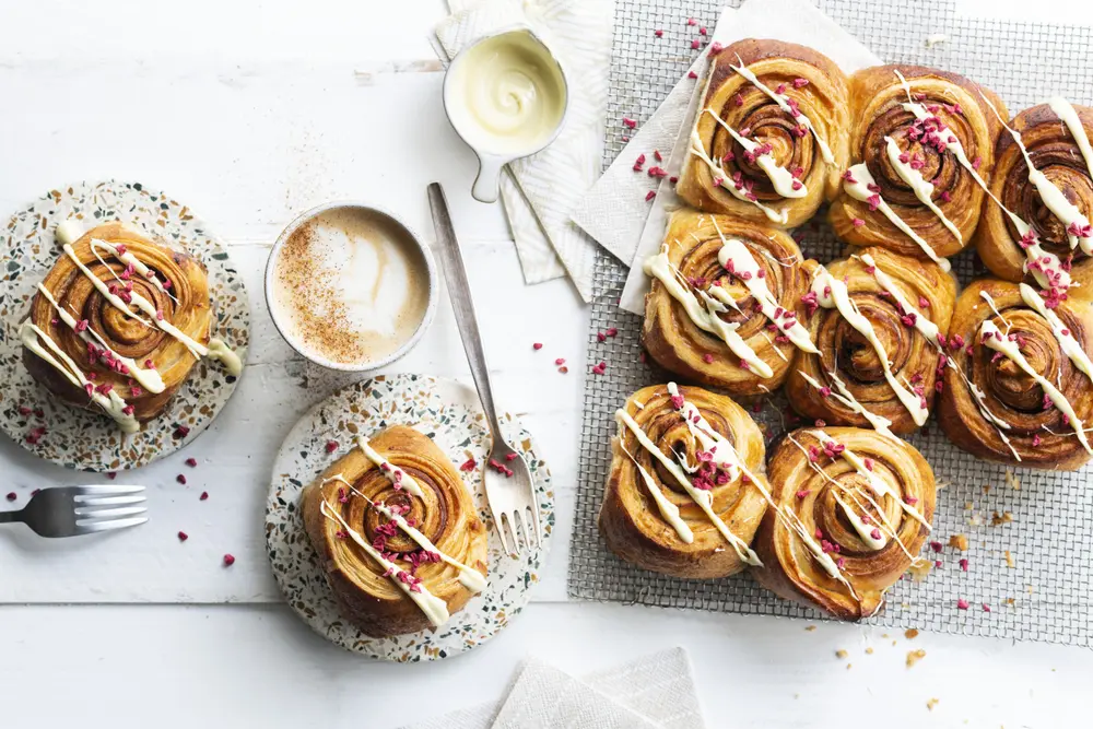 cinnamon roll deense invloed