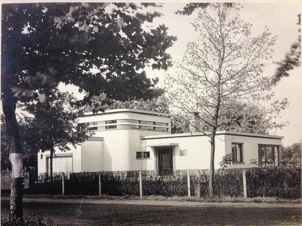 Villa Landing.
