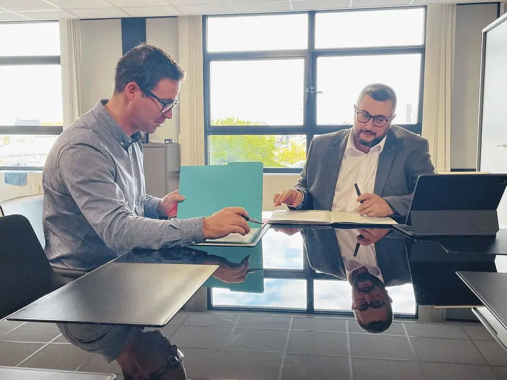 "Le ministre Vandenbroucke a mis 80 millions d'euros sur la table, mais ce ne sera pas assez. Aucun hôpital n'aura les marges nécessaires pour absorber la hausse des coûts", estiment les deux directeurs.