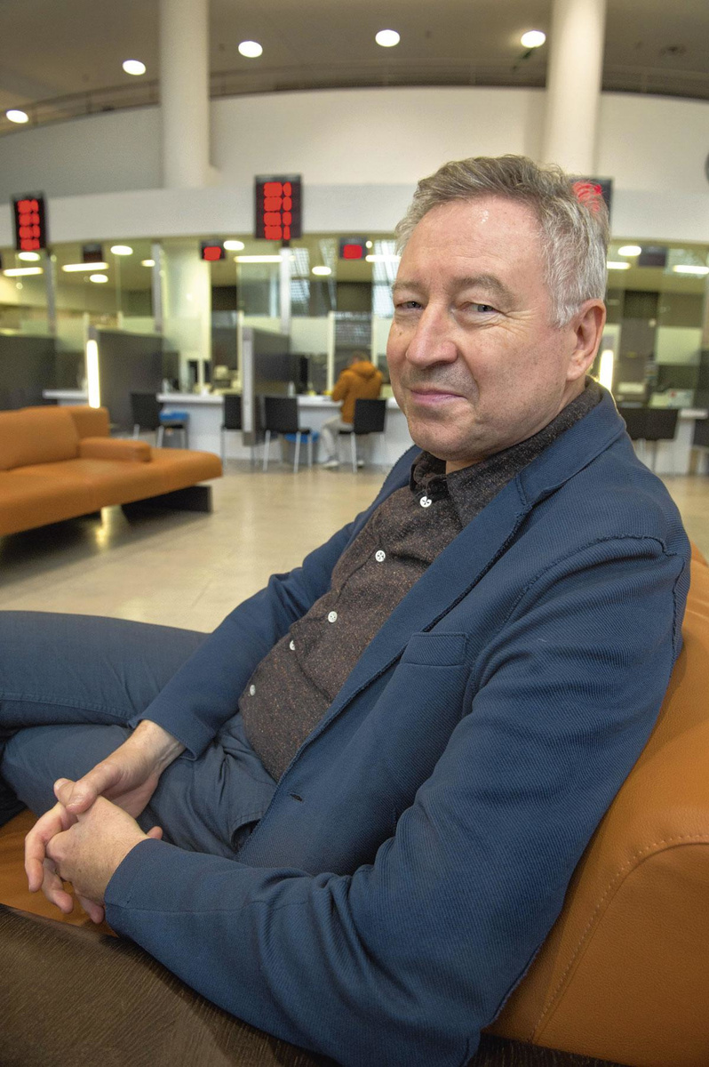 Pr Frank Nobels