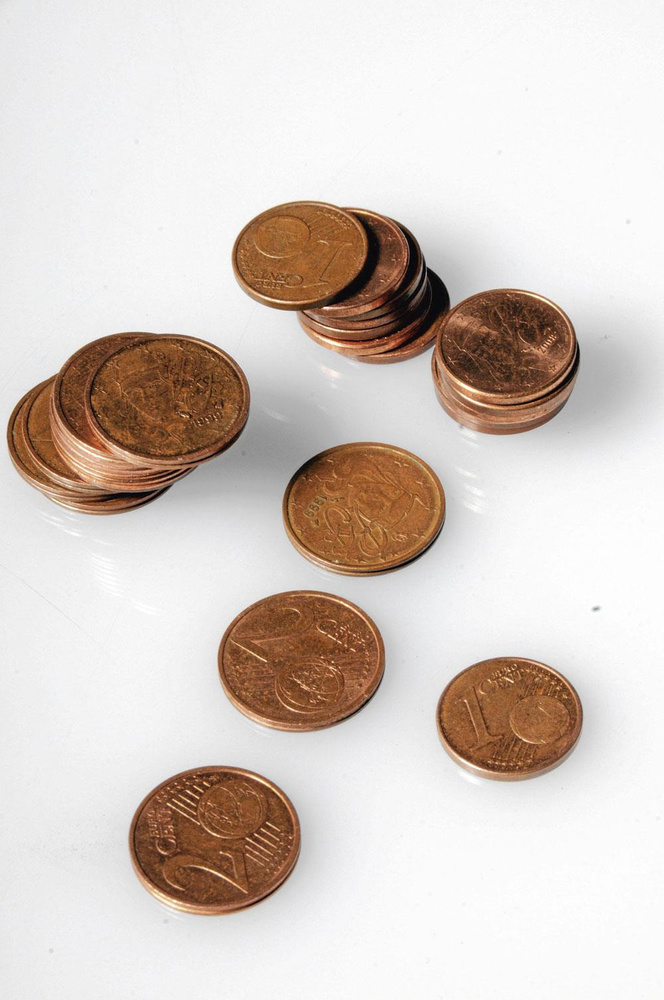 Le but est de freiner progressivement la circulation des petites pièces rouges de un et deux cents, qui sont chères à fabriquer.