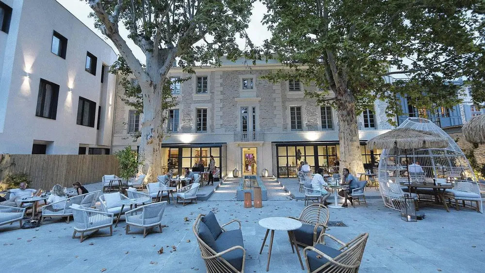 Luxe en een cosy sfeer kenmerken hotel Le Saint-Rémy in Saint-Rémy-de-Provence.