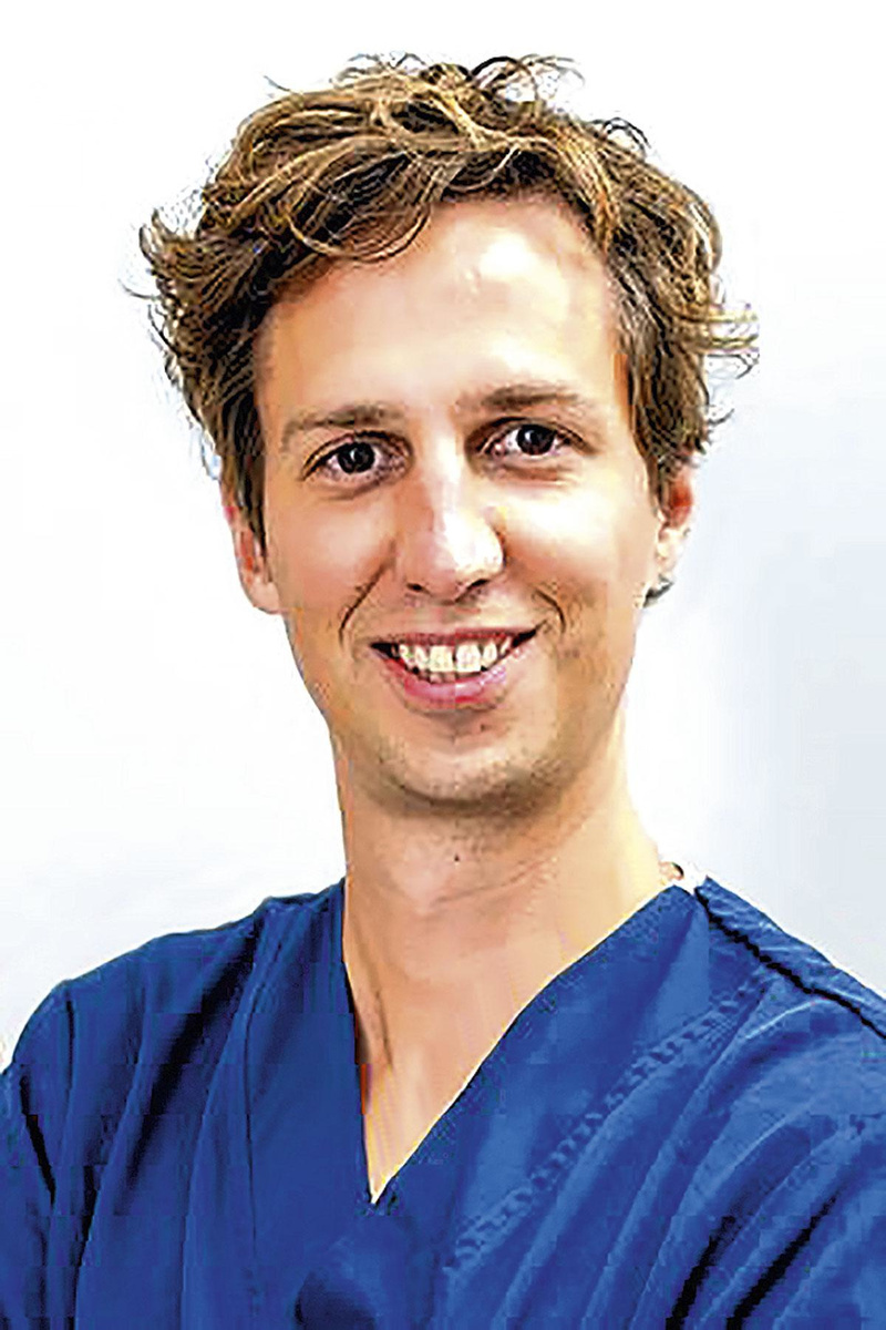 Dr. Maarten Criel.