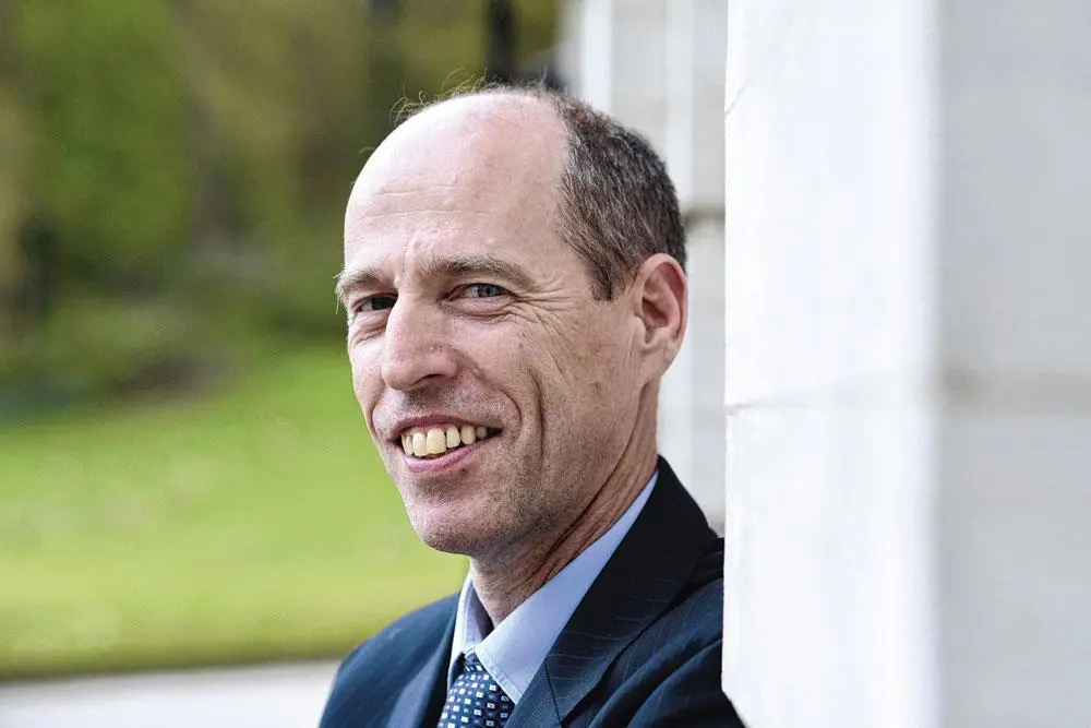 Meester Stefaan Callens levert elke maand een bijdrage over gezondheidsrecht in uw rubriek Praktijk. Stefaan Callens is advocaat te Brussel en deeltijds gewoon hoogleraar aan de KU Leuven.