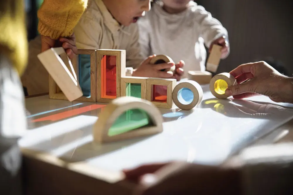 De kinderopvang geeft enkel echt noodzakelijke geneesmiddelen.