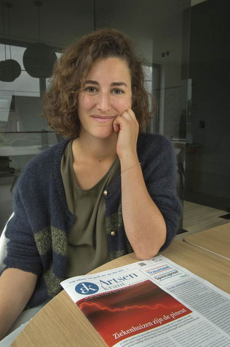 Dr Leonie Vandoorne