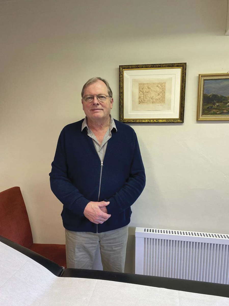 Dr André Van Den EedeLes trois Ïuvres d'art ont été mises à notre disposition par ART-Gallery.be de Knokke.