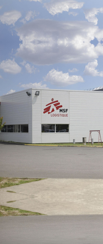 L'impressionnant hub logistique de MSF à Mérignac, France.