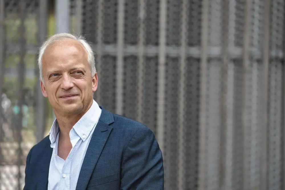 Prof. Yves Coppieters