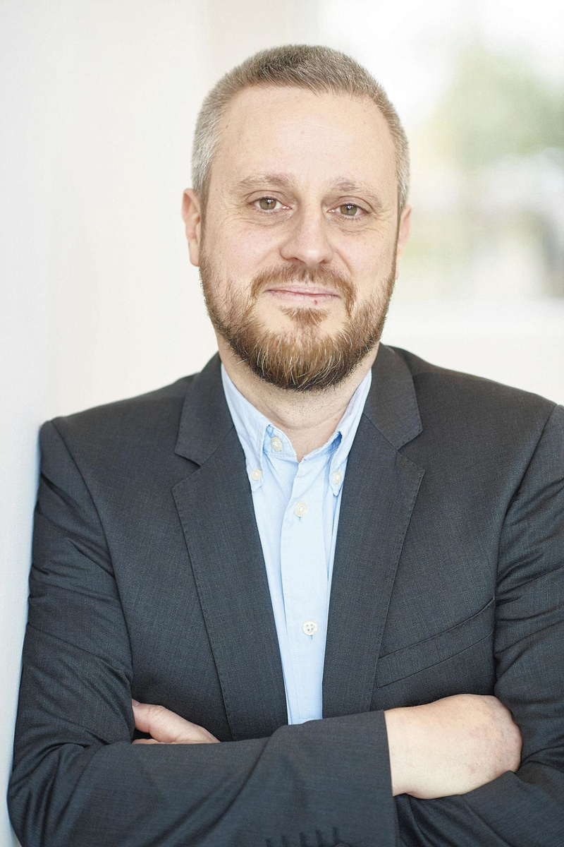 Denis Dufrane: " Toujours dans le domaine osseux, nous développons un greffon 3D qui sera directement accessible en première ligne en salle d'opération pour une population beaucoup plus large. "