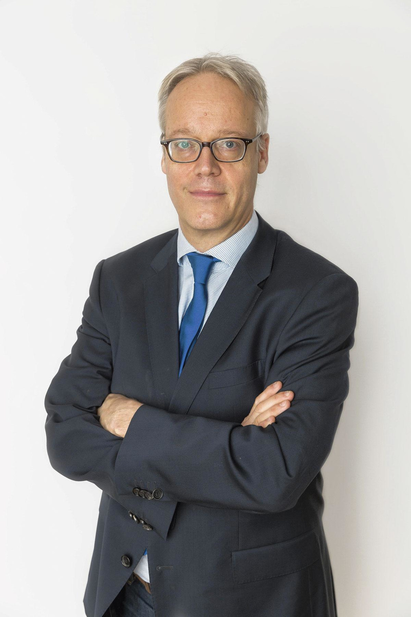 dr. Patrick Van Schaeybroeck