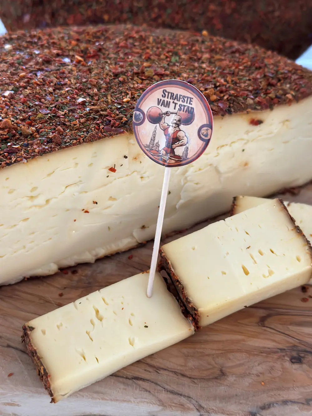 Strafste van 't stad kaas met vlag