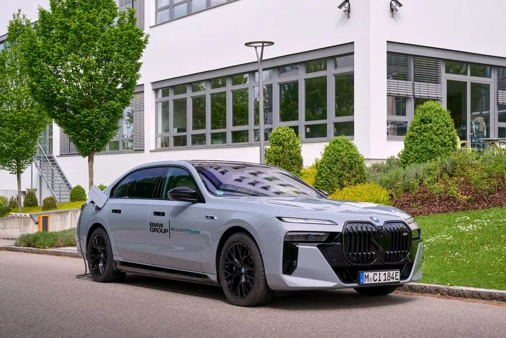 BMW test solid-statebatterij in i7-prototype 1