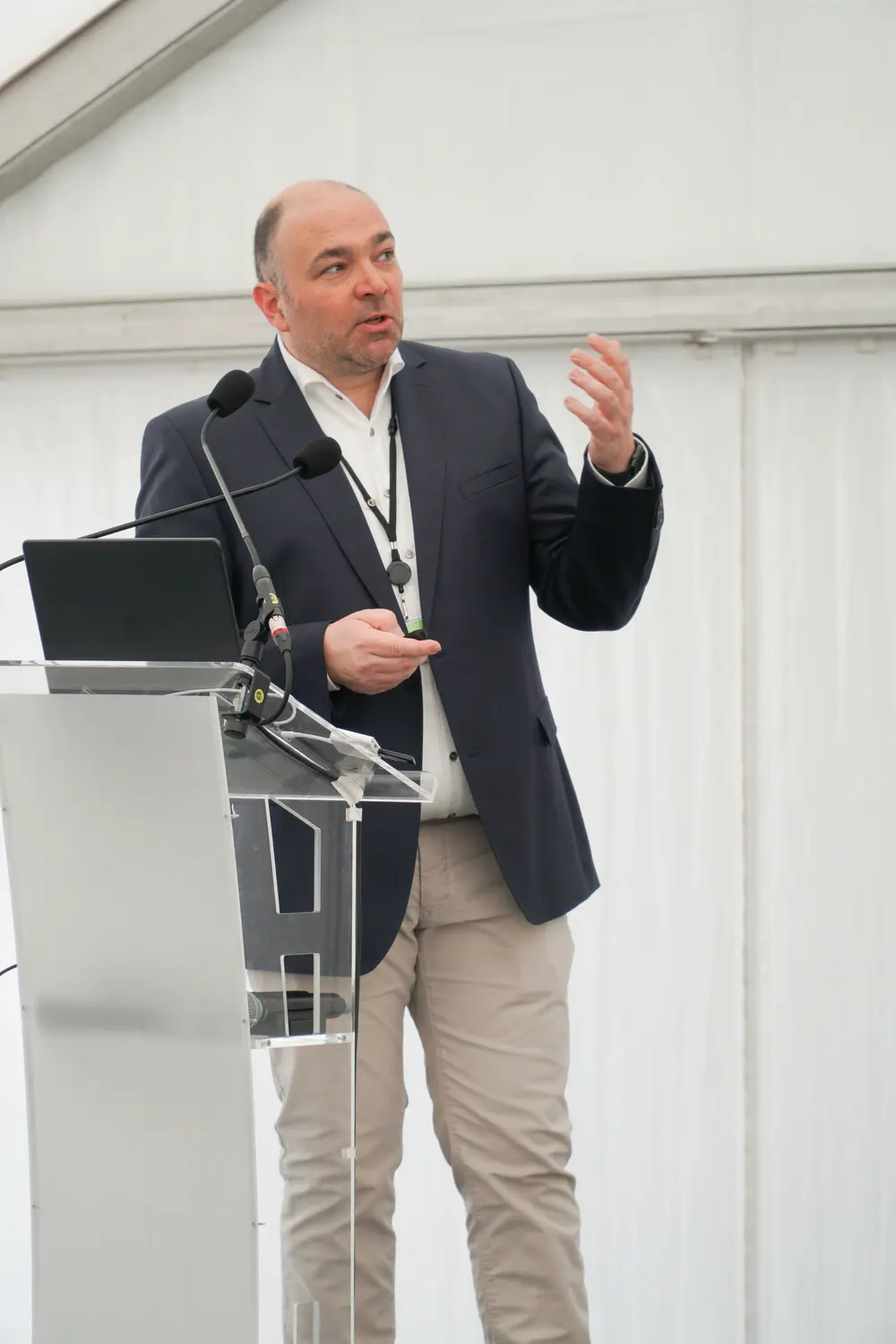 Adrien Dufour