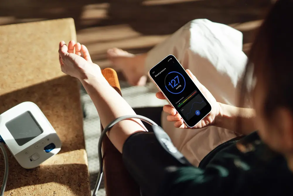 tensiomètre connecté à un smartphone