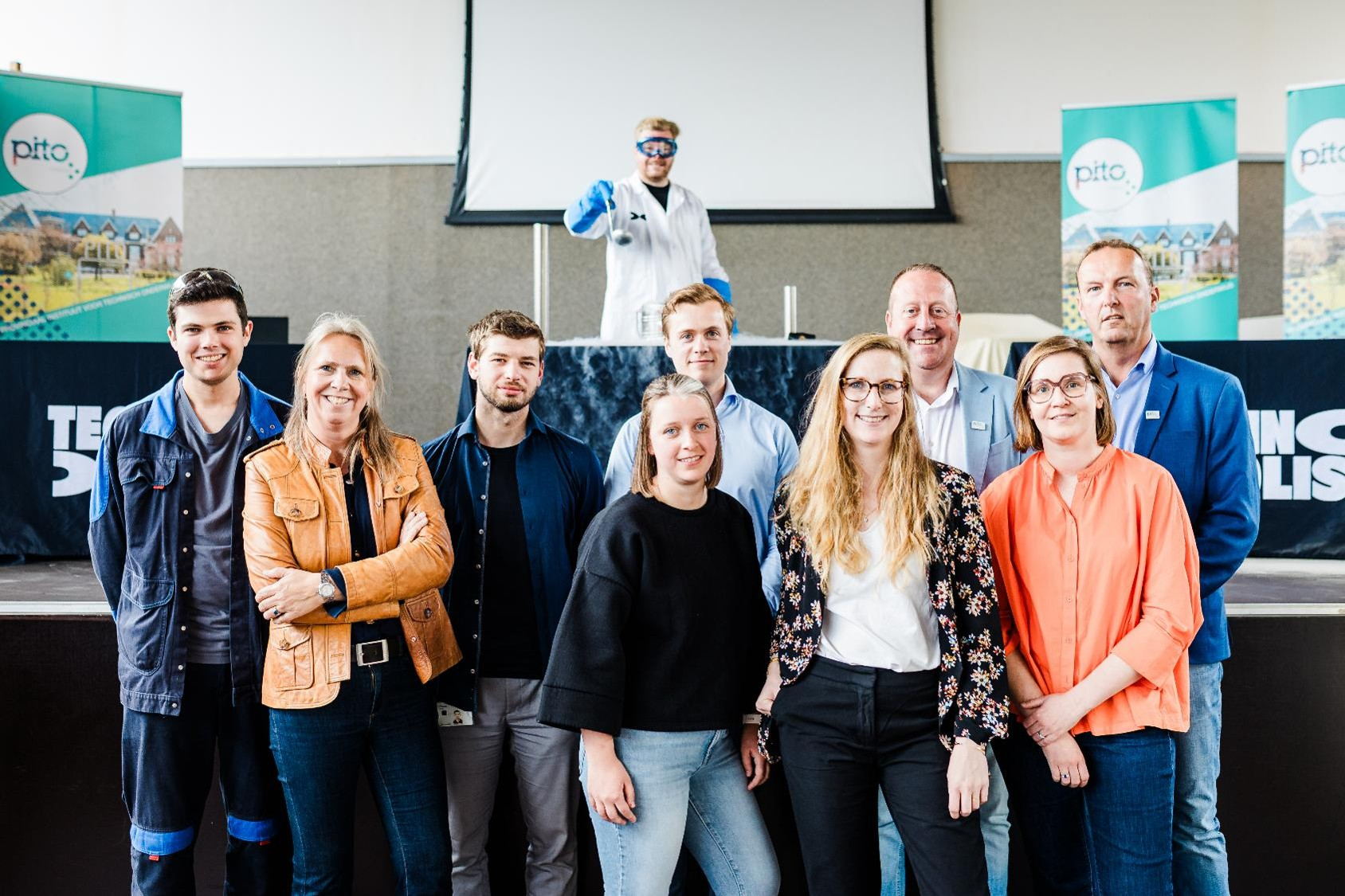 STEMfluencers uit chemie en farma inspireren 3.800 jongeren