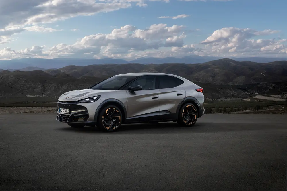 Rijtest Cupra Tavascan VZ, AWD 01