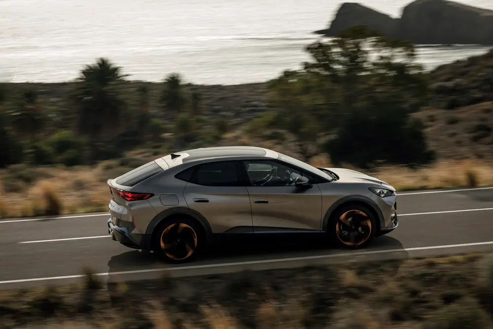 Rijtest Cupra Tavascan VZ, AWD 10