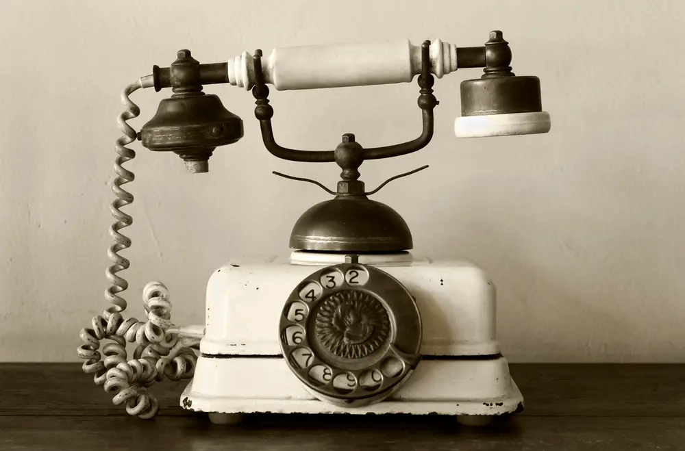 vieux téléphone