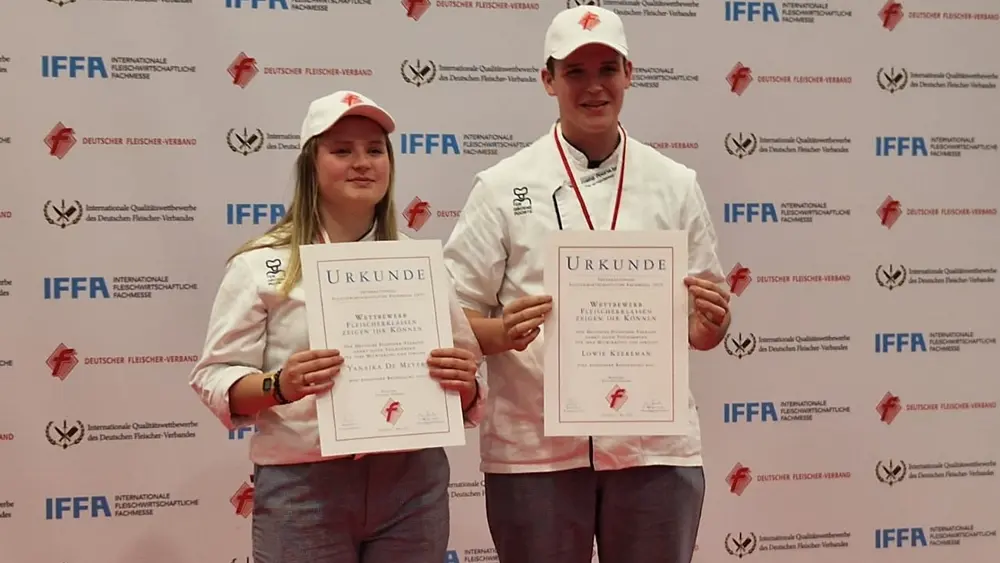 Yanaika De Meyer & Lowie Keereman