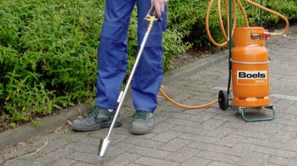 gebrruiksbeeld onkruidbrander