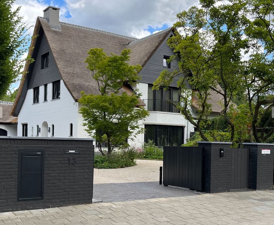 Logixbox inbouw pakketbrievenbus Frontbox