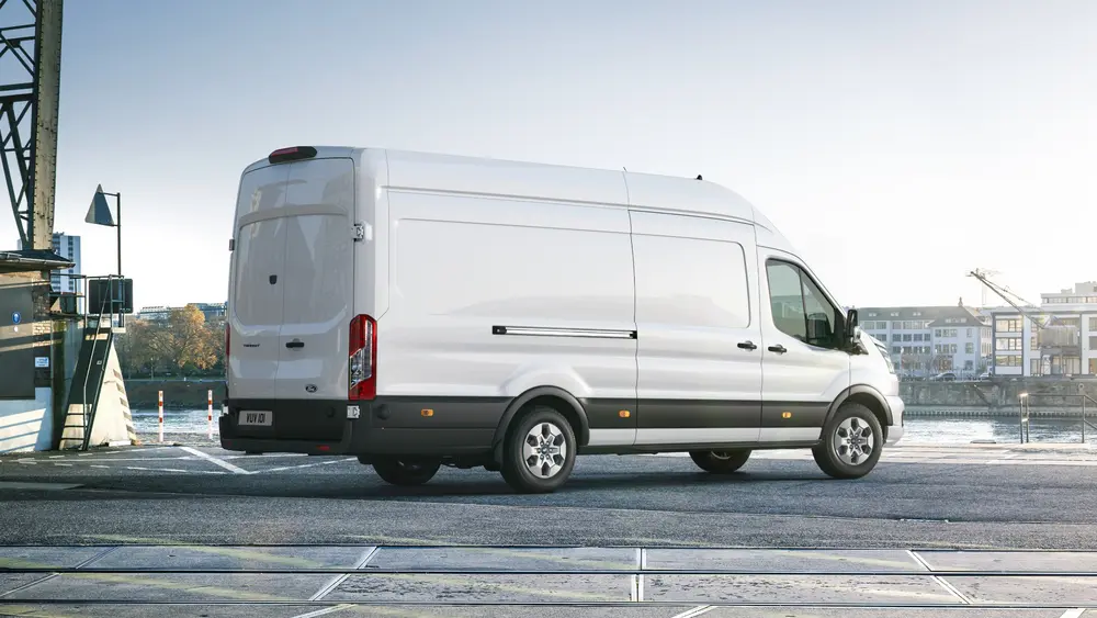 E-TRANSIT L2 - 135 KW