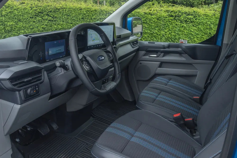 Ford TRANSIT CUSTOM 320S TREND BEV – 100 KW