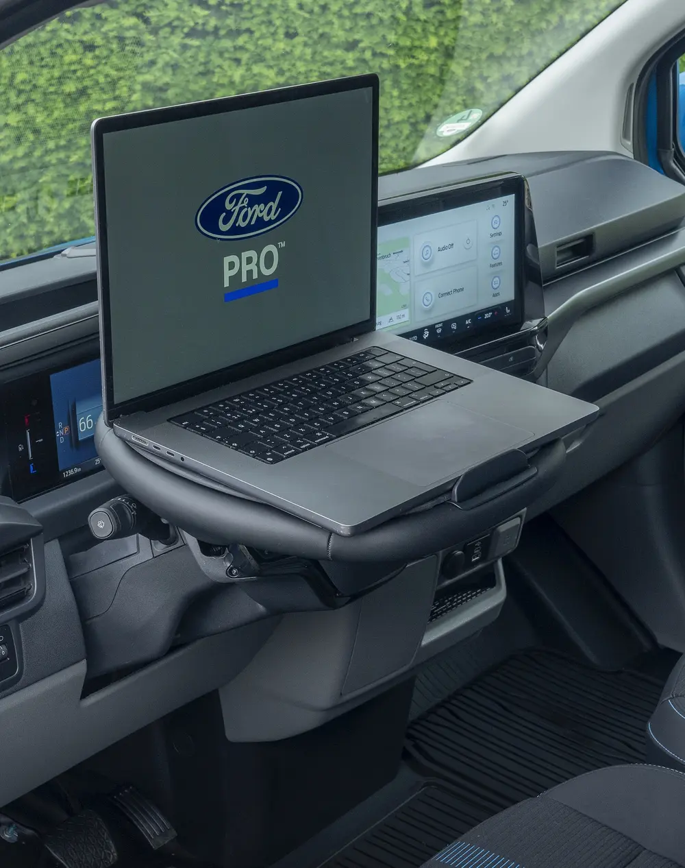 Ford TRANSIT CUSTOM 320S TREND BEV