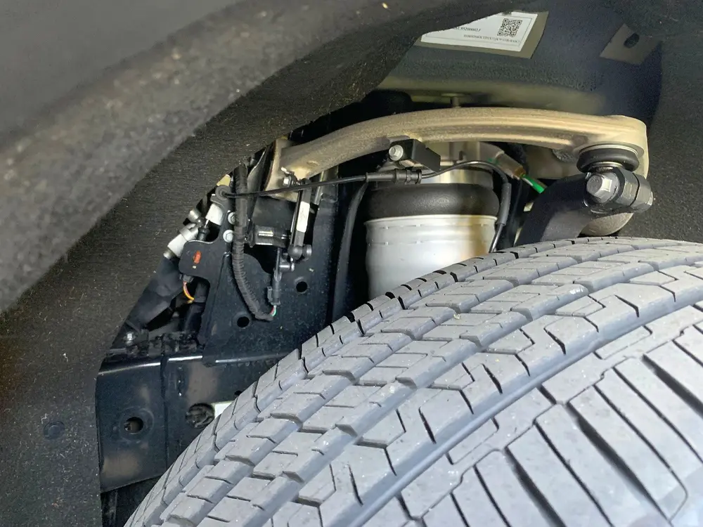 Rijtest Maxus eTerron9 4WD 07