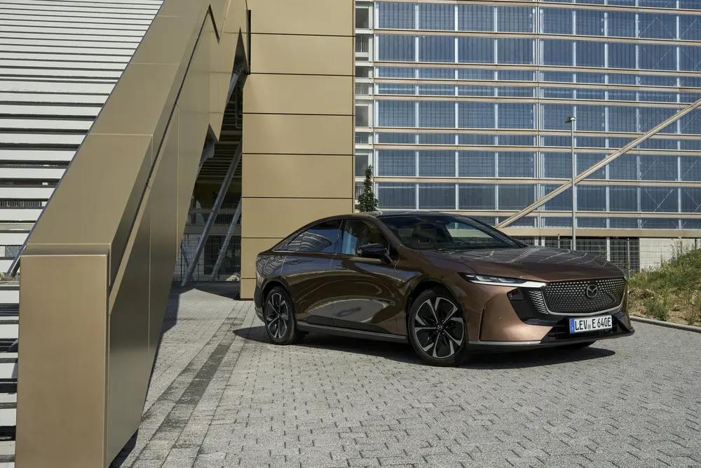 Rijtest Mazda 6e RWD Takumi Plus 1
